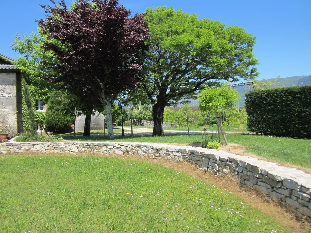 Gite De Fontepaisse Saint-Jean-en-Royans Zewnętrze zdjęcie